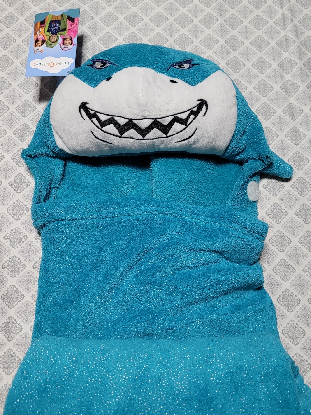 Kids Blanket- Sharky Animal Hoodie. Teal/Blue Corlor. Machine Washable.